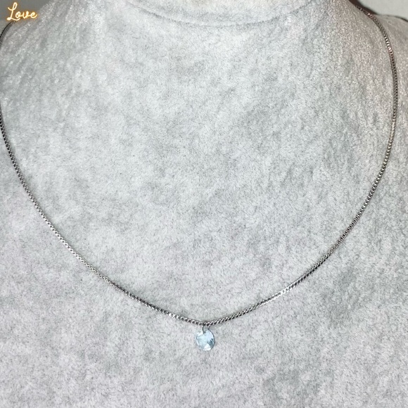 0.84ct Aquamarine Topaz Floating Pendant Necklace - Picture 3 of 5